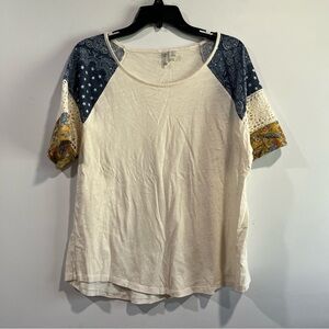 Cato Cream Raglan Tee with Blue Bandana & Yellow Paisley Sleeves size large boho